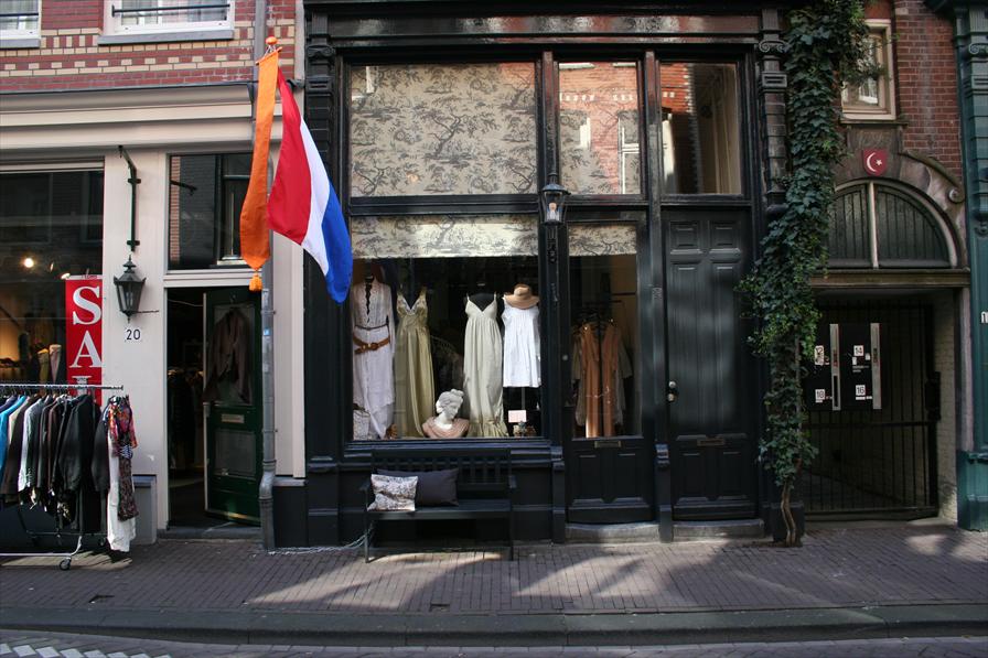 winkelen amsterdam hazenstraat 18